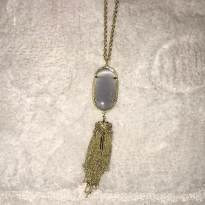 Kendra Scott necklace
